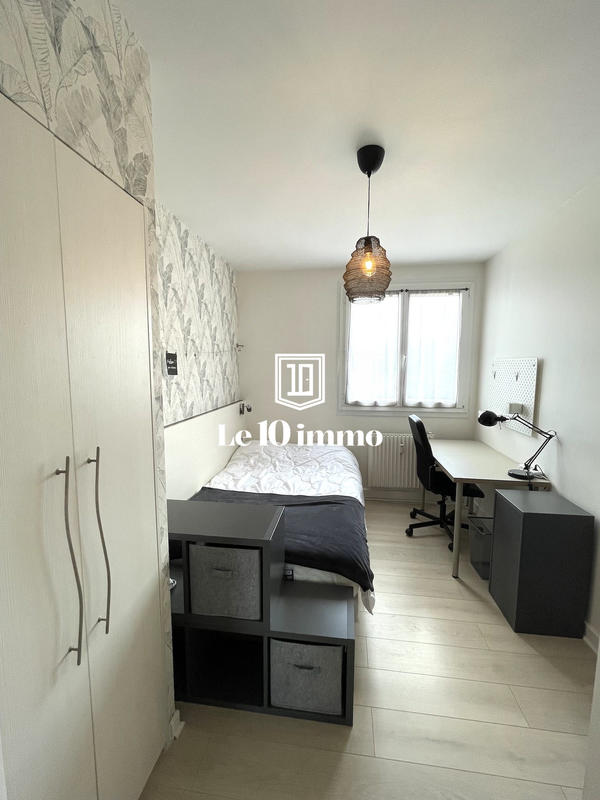 Appartement - 118 m² - 6 pièces