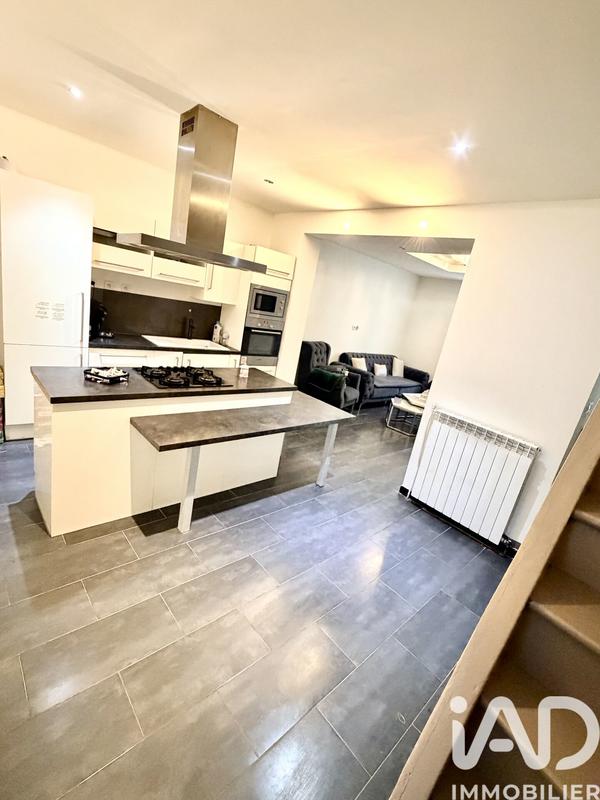 Maison - 97 m² - 6 pièces