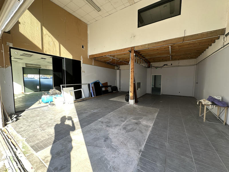 Local commercial - 560 m²