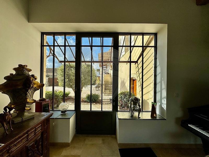 Maison - 503 m² - 10 pièces