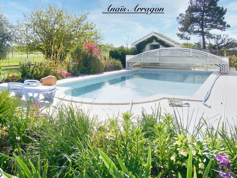 Maison - 170 m² - 8 pièces