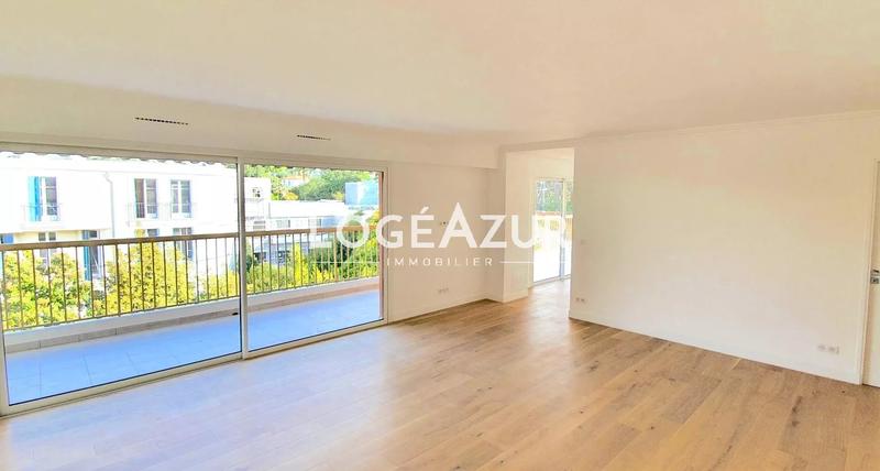 Appartement - 81 m² - 3 pièces