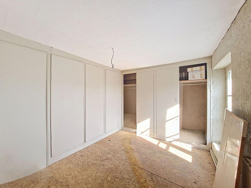 Maison - 179 m² - 5 pièces