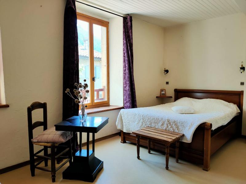 Maison - 470 m² - 20 pièces