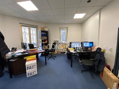 Bureau - 94 m²