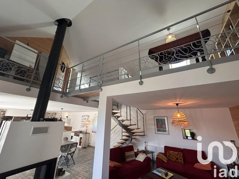 Maison - 167 m² - 6 pièces