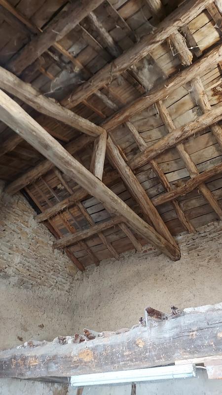 Propriété - 180 m² - 4 pièces