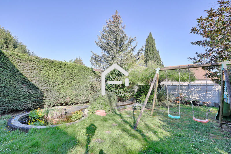 Maison - 450 m² - 10 pièces