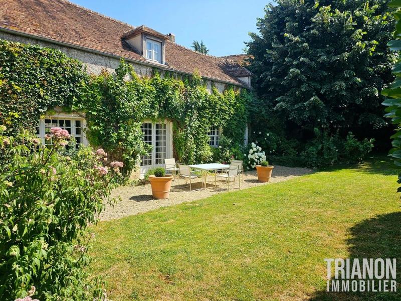 Propriété - 340 m² - 7 pièces