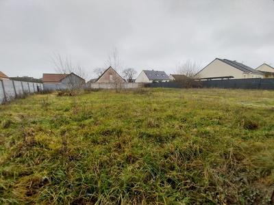 Terrain constructible - 897 m²