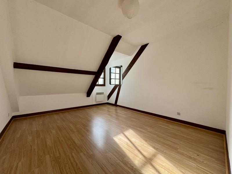 Maison traditionnelle - 150 m² - 7 pièces