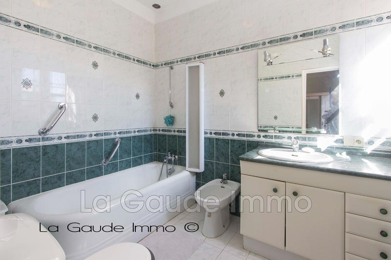 Villa - 170 m² - 7 pièces