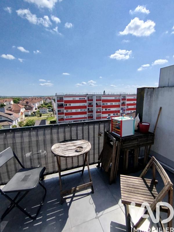 Appartement - 90 m² - 4 pièces