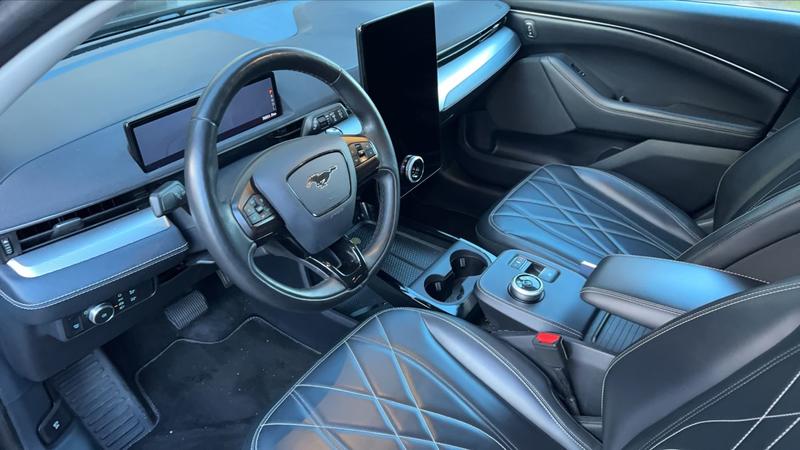 Ford Mustang Mach-E VI 269 76 kWh Standad Range