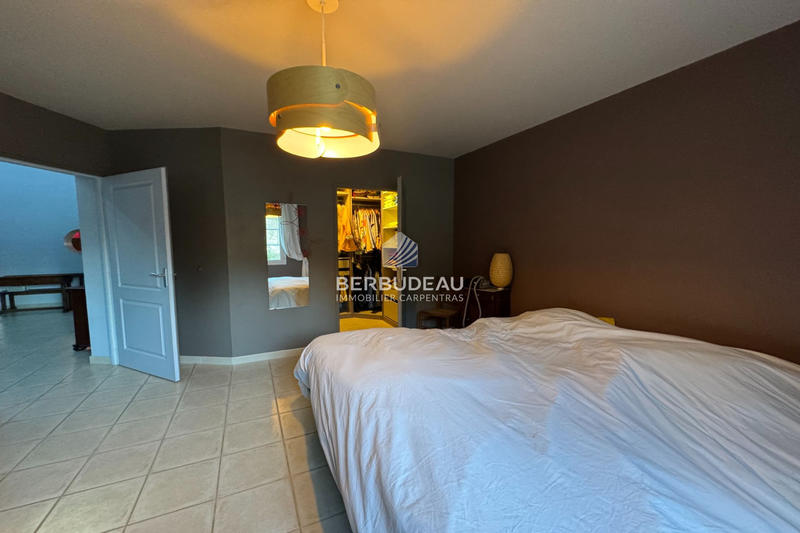 Maison - 263 m² - 8 pièces