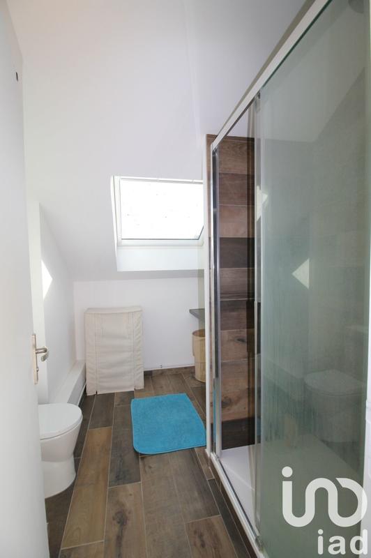 Maison - 203 m² - 7 pièces