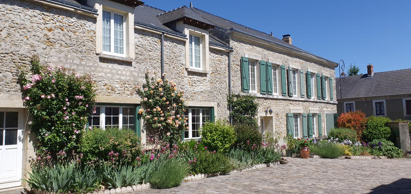 Propriété - 454 m² - 16 pièces