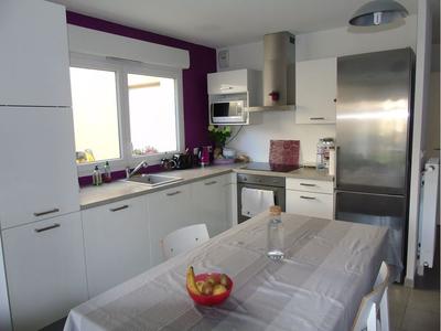 Maison traditionnelle - 87 m² - 4 pièces