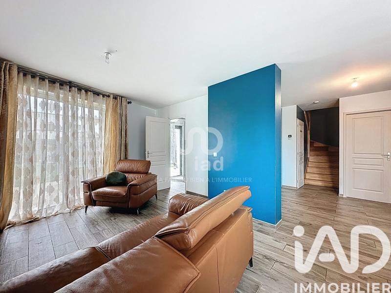 Maison - 98 m² - 5 pièces