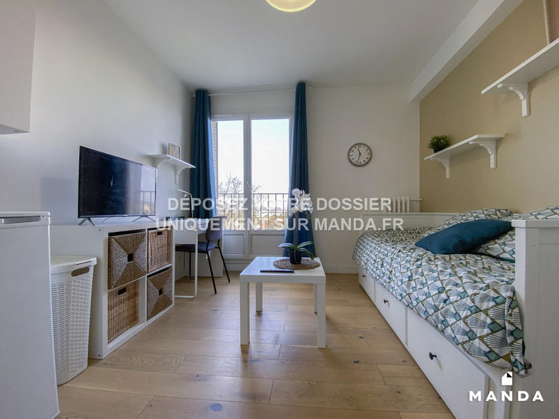 Chambre - 11 m² - 5 pièces