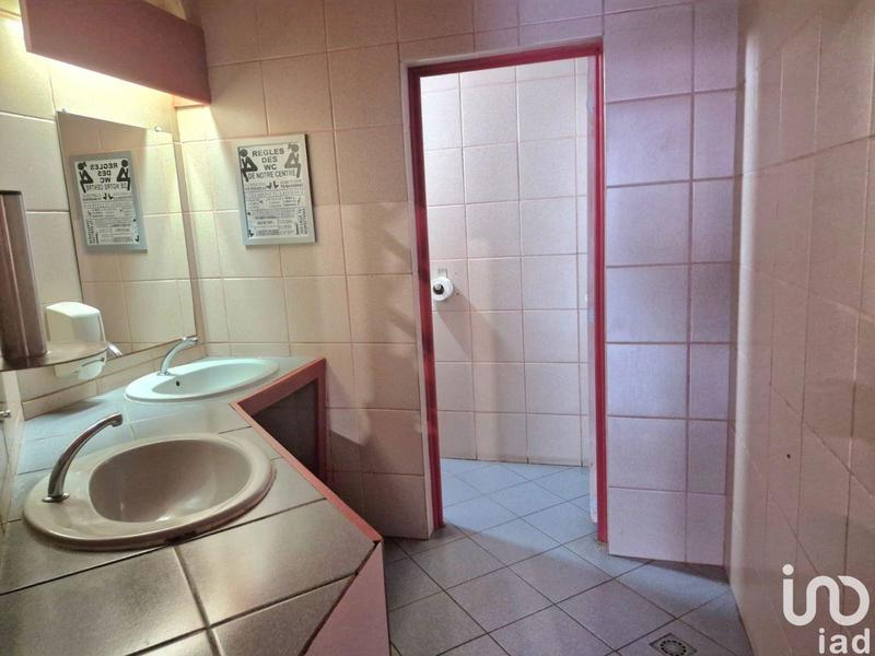 Local commercial - 642 m²