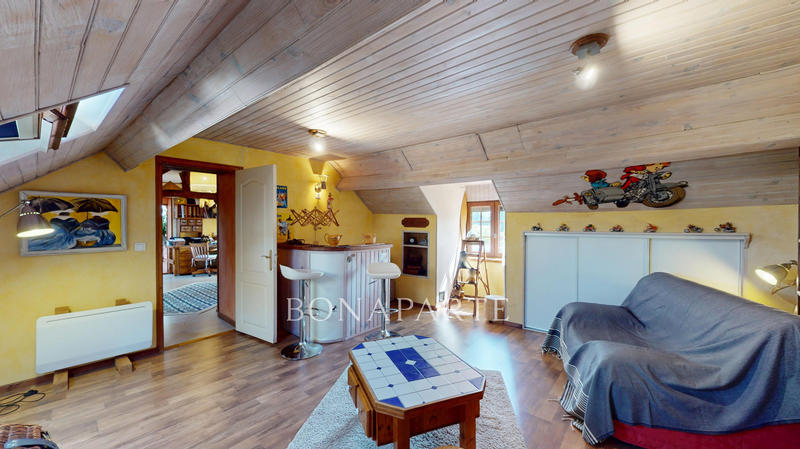 Maison - 147 m² - 6 pièces