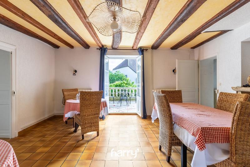 Bastide - 410 m² - 11 pièces