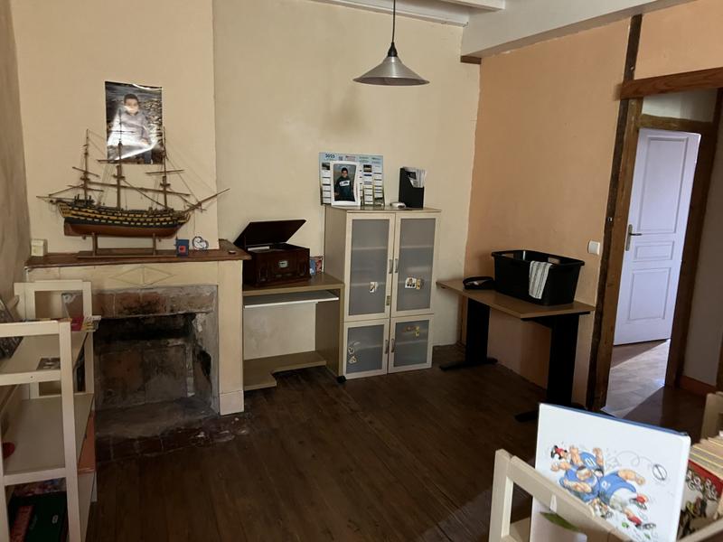 Maison ancienne - 134 m² - 3 pièces