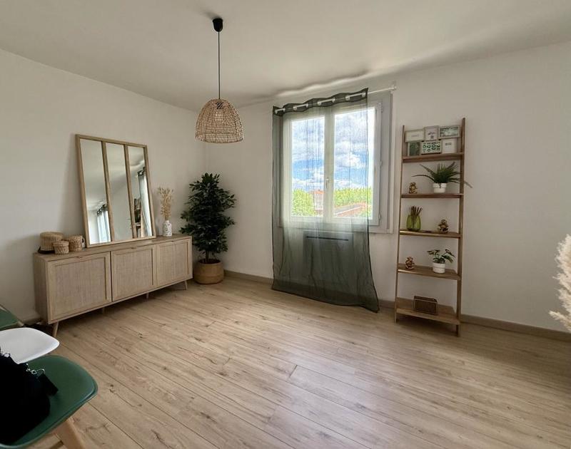 Immeuble - 215 m² - 5 pièces