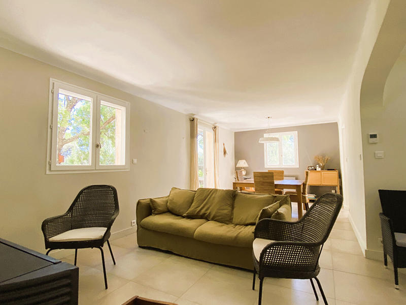 Villa - 169 m² - 6 pièces