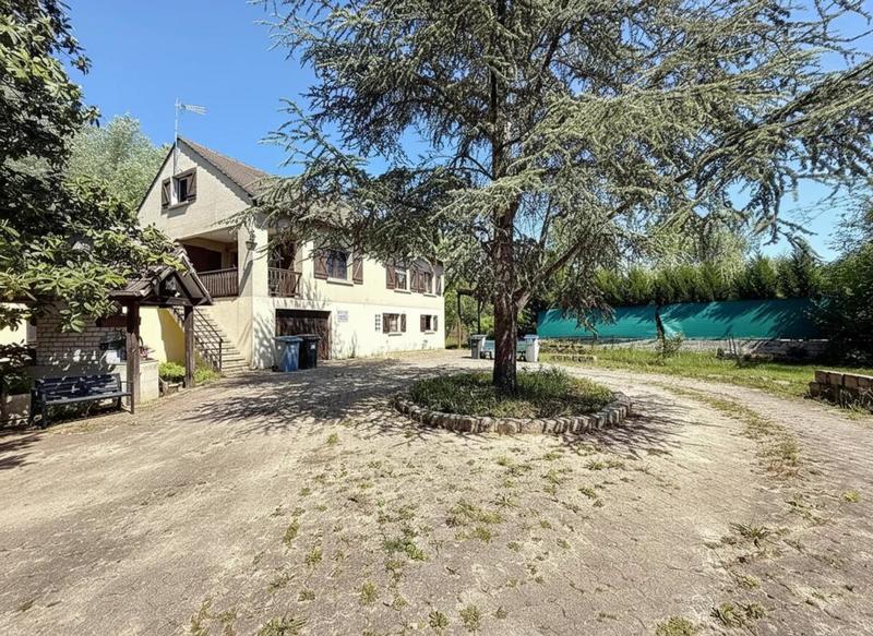 Maison - 157 m² - 7 pièces