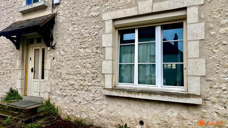 Maison - 180 m² - 6 pièces