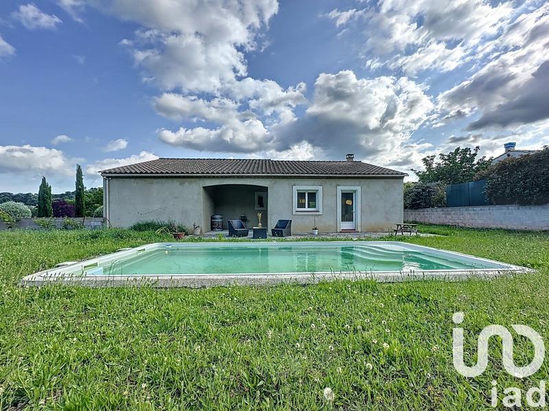 Maison - 140 m² - 5 pièces