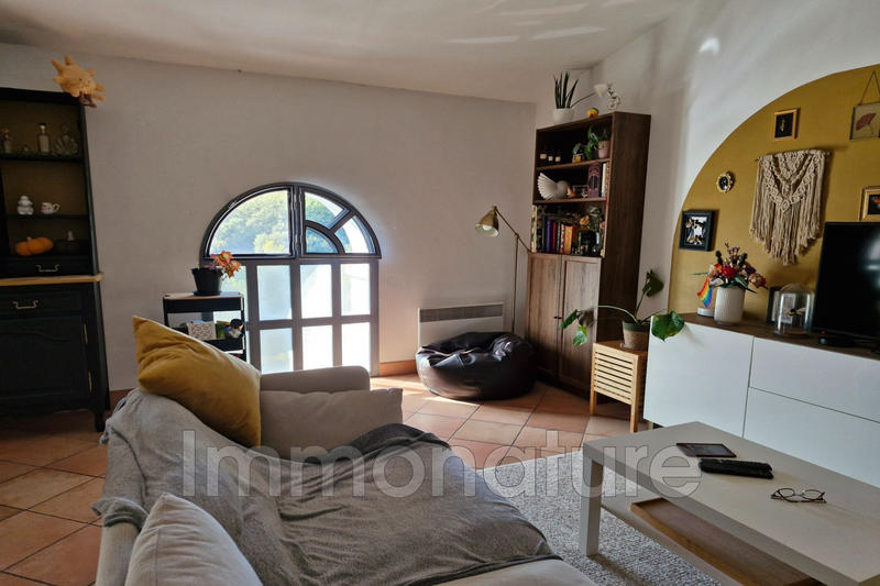 Appartement - 89 m² - 3 pièces