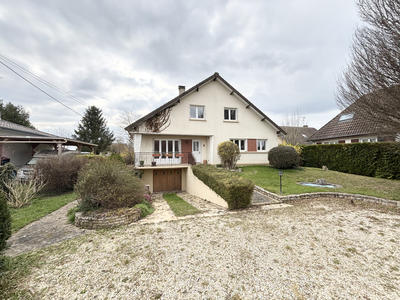 Maison - 115 m² - 6 pièces