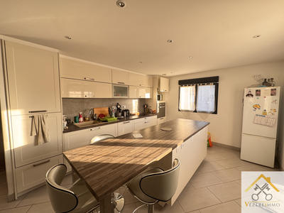 Maison - 120 m² - 4 pièces