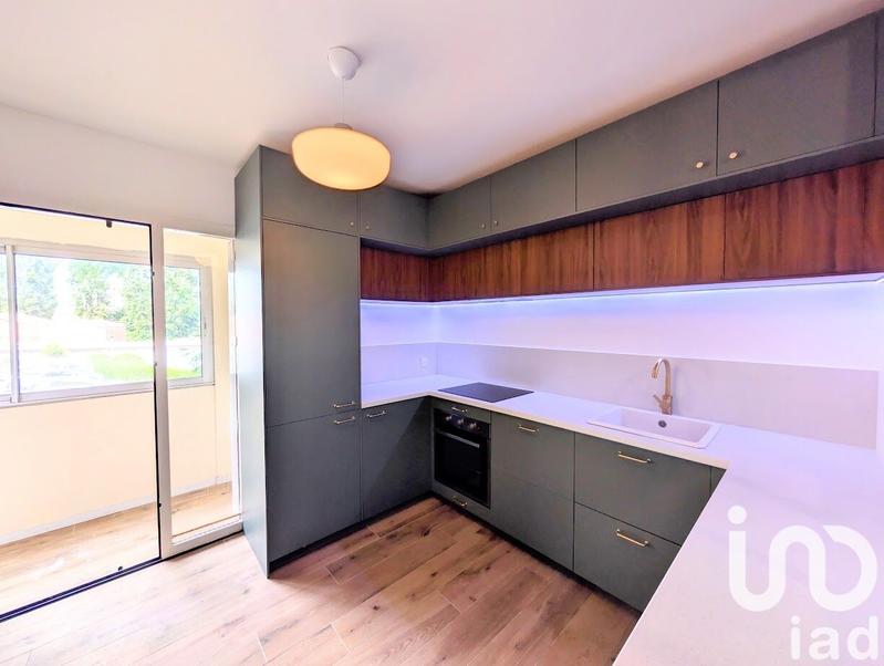 Appartement - 82 m² - 4 pièces