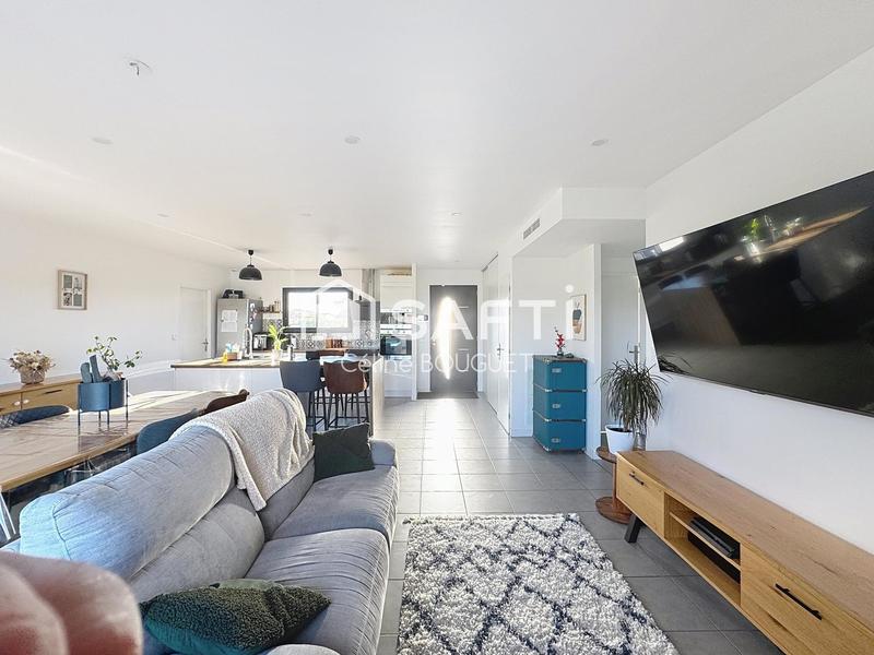 Maison - 94 m² - 5 pièces