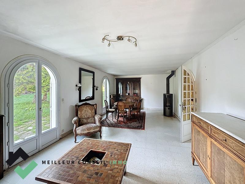 Maison - 217 m² - 10 pièces