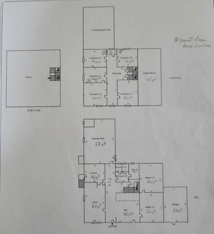 Maison ancienne - 225 m² - 9 pièces