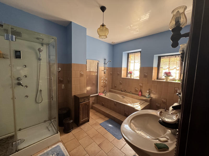 Maison - 175 m² - 8 pièces