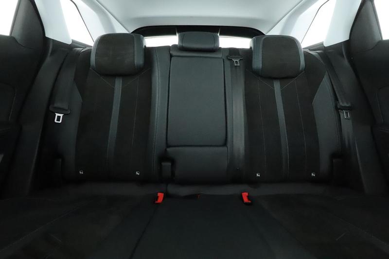 Peugeot 3008 1.5 Blue-HDi Crossway 130 ch