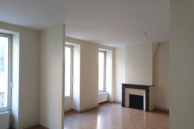 Appartement - 77 m² - 3 pièces