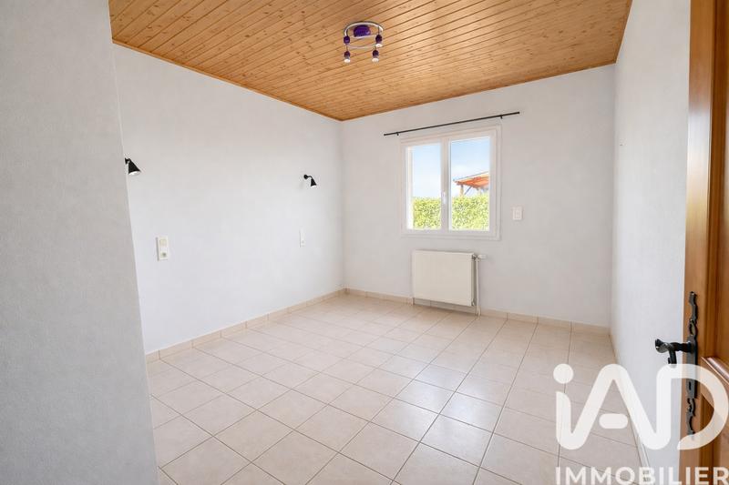 Maison - 180 m² - 8 pièces