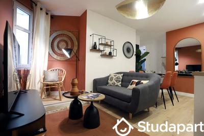 Chambre - 13 m² - 1 pièce