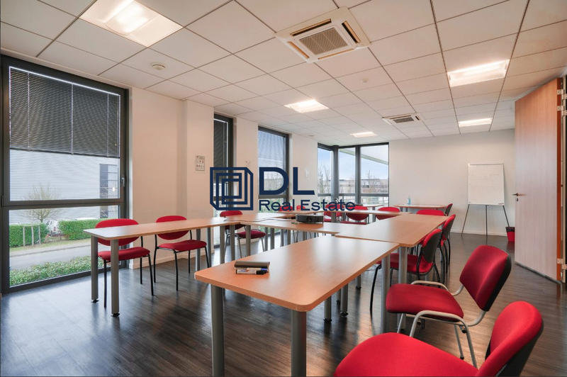 Entrepôt - 9 199 m²