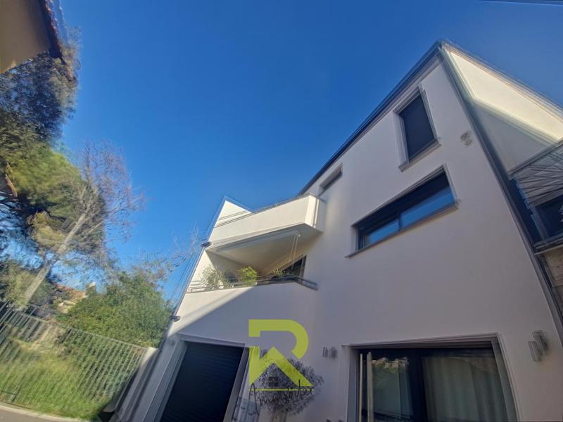 Maison de village - 88 m² - 4 pièces