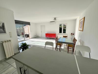 Maison - 89 m² - 4 pièces