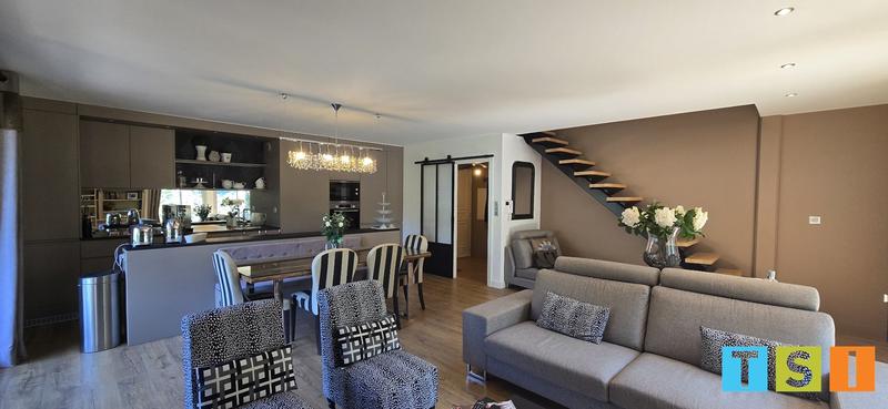 Appartement - 107 m² - 5 pièces