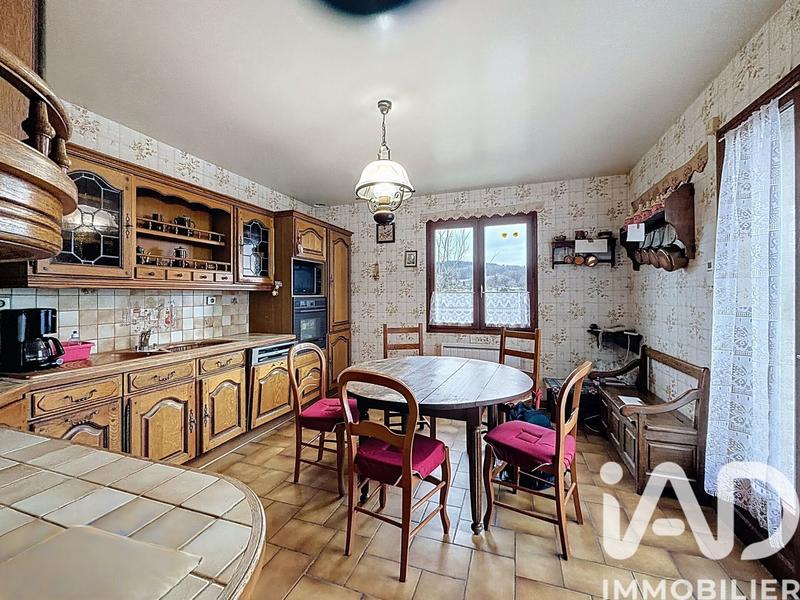 Maison - 180 m² - 6 pièces